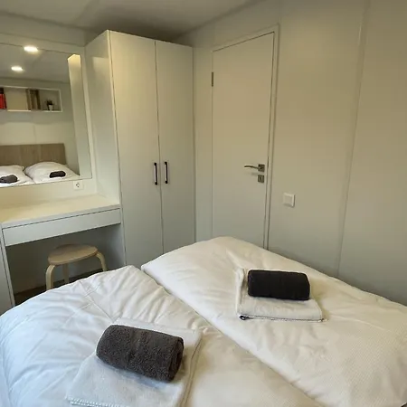 Vakantiehuis Tiny Haus Rotkehlchen By Interhome